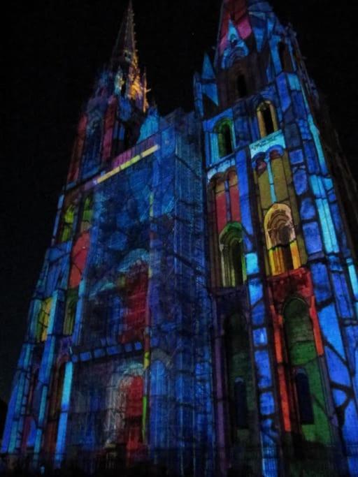 Charmant Studio A Deux Pas De La Cathedrale Chartres Exterior foto